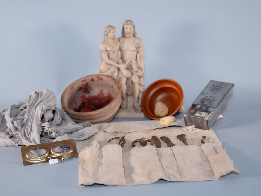 Museum Outreach: Roman Surgeon (KS2)